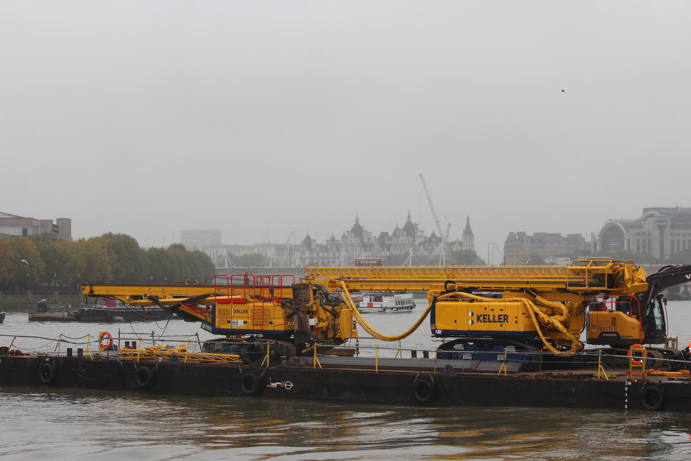 The Keller rigs delivered to site by barge