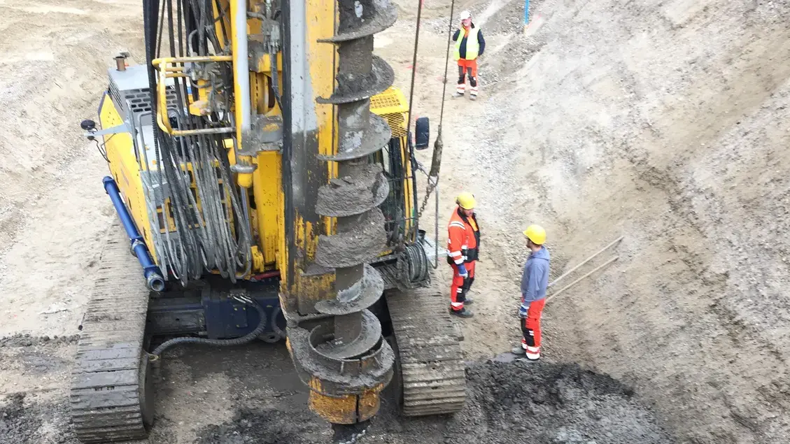 Keller rig on site