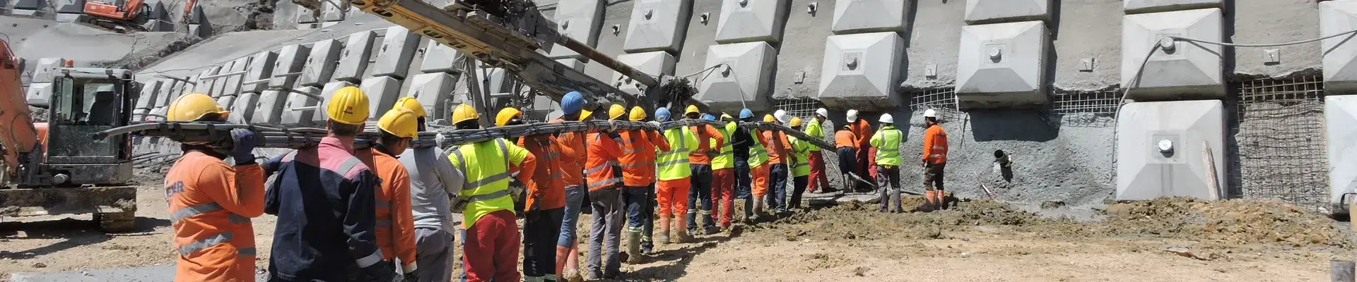 Team working together on site