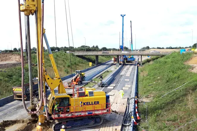 Keller rigs on the A13