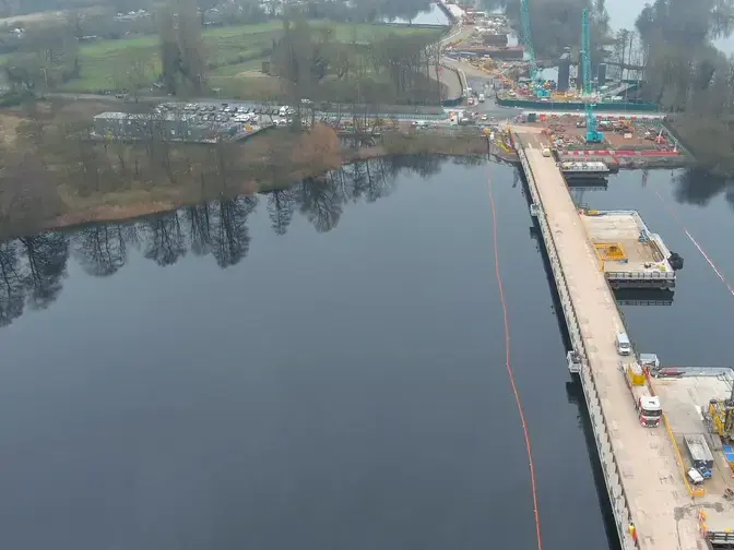 Keller working on the Colne Valley Viaduct