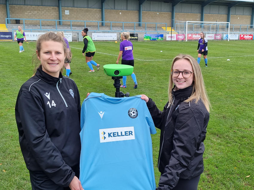 Rugby Town players Chloe Debaes and Grace Keenan with the VEO2 Sports Camera