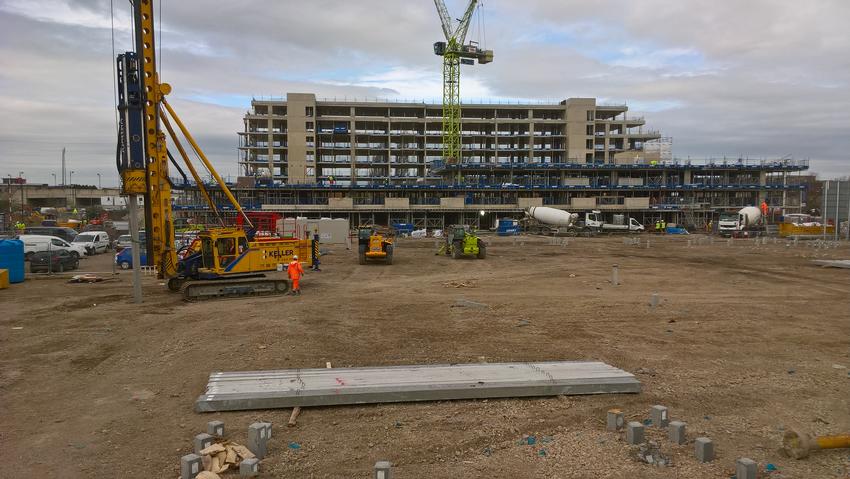 Precast piling at Fletton Quays